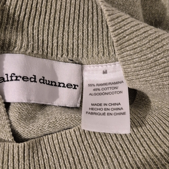 Alfred Dunner Green and Cream Floral Sweater - Picture 4 of 4